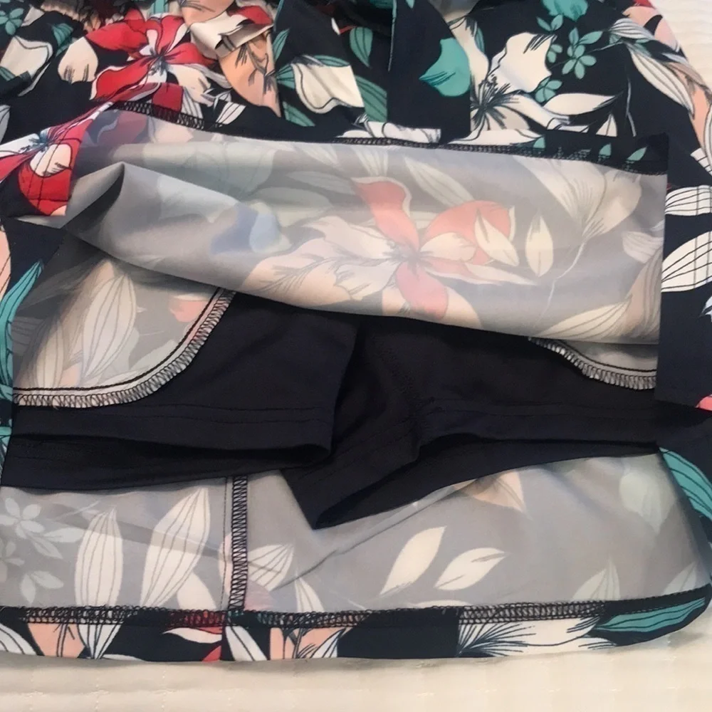 NWT St. John’s Bay Tropical Floral Skort